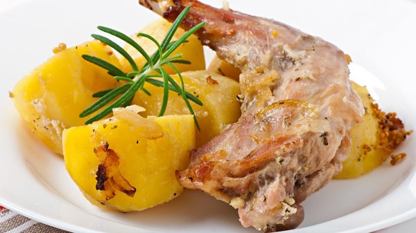 Une recette réconfortante et authentique : le lapin à la moutarde façon maison