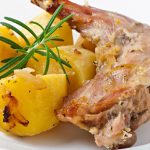 Une recette réconfortante et authentique : le lapin à la moutarde façon maison